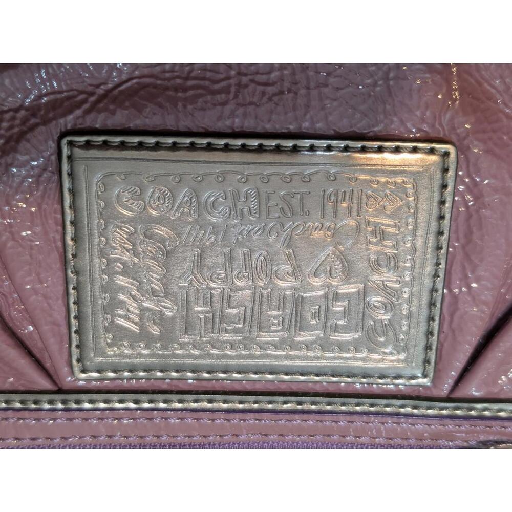 Coach Poppy Licorice Purple Patent & Silver Wristlet NWOT - Picture 3 of 4